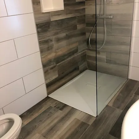 Rez De Villa, Confort 4 Pers Parking Proche Ajaccio * Alata