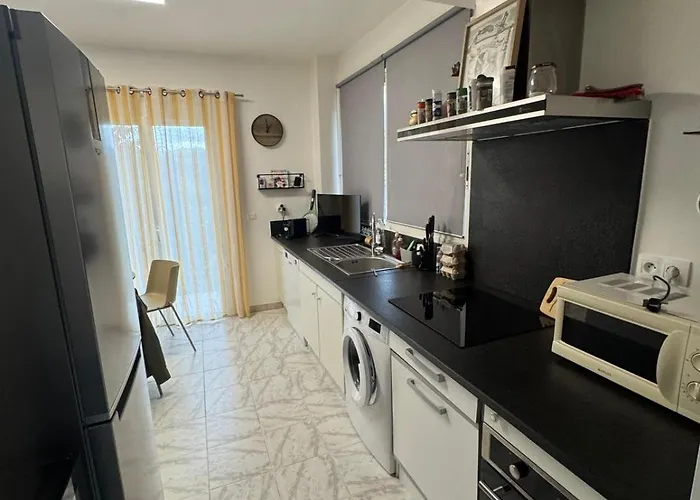 شقة Rez De Villa, Confort 4 Pers Parking Proche Ajaccio *